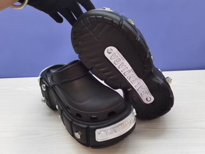 ba*len*cia*ga x Cr*0*s hardCr*0*s sandal